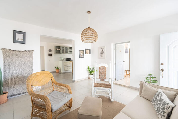 Apartamento jardín: sala Apartamento jardín: sala